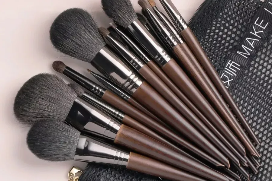 Natural Hair Makeup Brushes